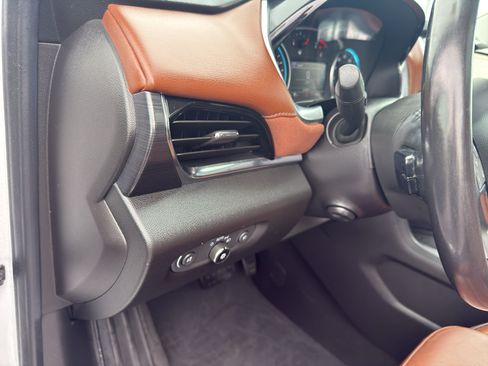 Certified 2019 Chevrolet Traverse High Country w/ LPO, Floor Liner Package AWD/4WD image 15