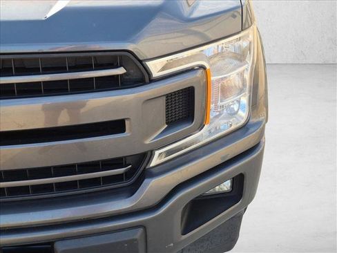 Used 2018 Ford F150 XLT w/ Equipment Group 302A Luxury RWD image 9