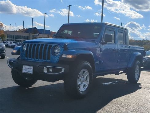Used 2021 Jeep Gladiator Sport image 7