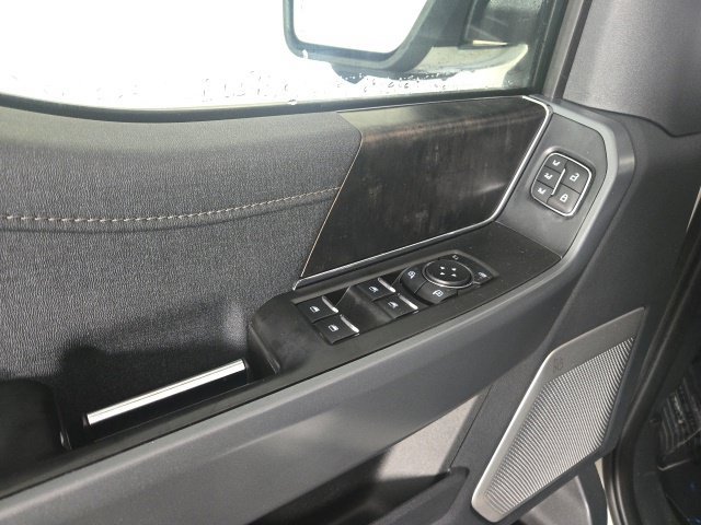 Used 2021 Ford F150 Lariat w/ Equipment Group 502A High AWD/4WD image 22