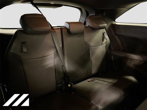 Used 2022 Toyota Sienna XSE image 30