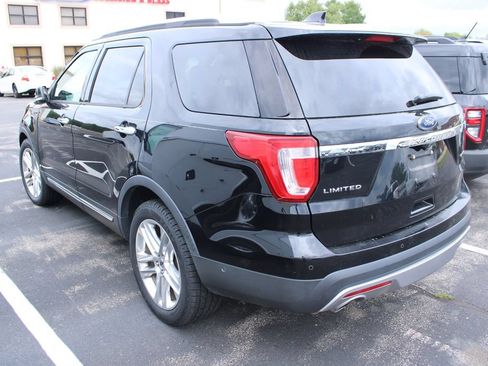 Used 2016 Ford Explorer Limited w/ Equipment Group 301A FWD image 8
