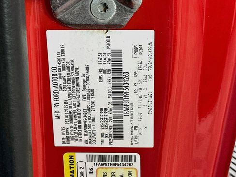 Used 2015 Ford Mustang Coupe RWD image 21
