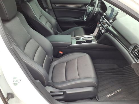 Used 2022 Honda Accord Sport image 17