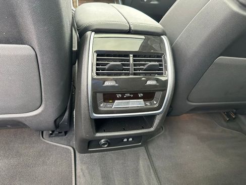 Used 2024 BMW X7 xDrive40i AWD/4WD image 27