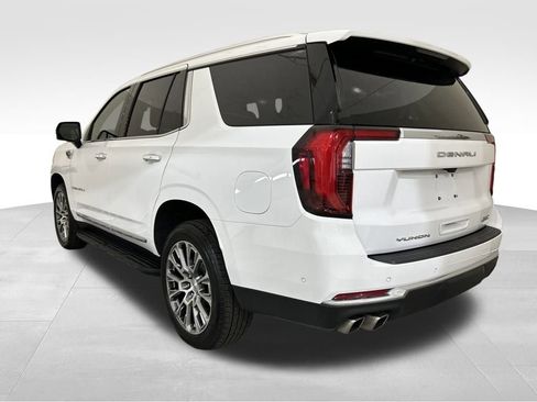 Used 2025 GMC Yukon Denali image 3
