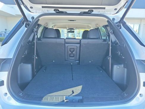 Used 2025 Mitsubishi Outlander SE image 12