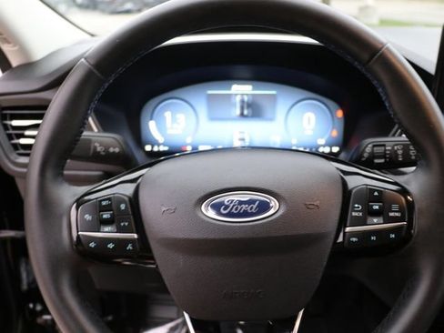 Used 2023 Ford Escape Platinum AWD/4WD image 24