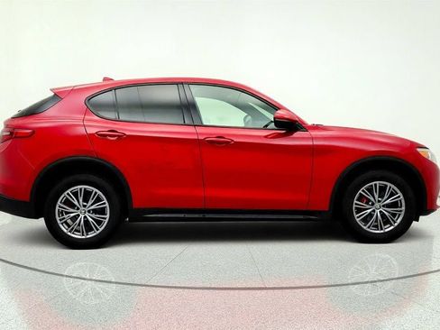Used 2023 Alfa Romeo Stelvio Sprint AWD/4WD image 4