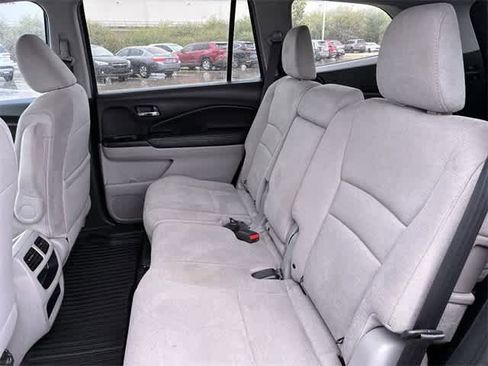 Used 2019 Honda Pilot LX image 20