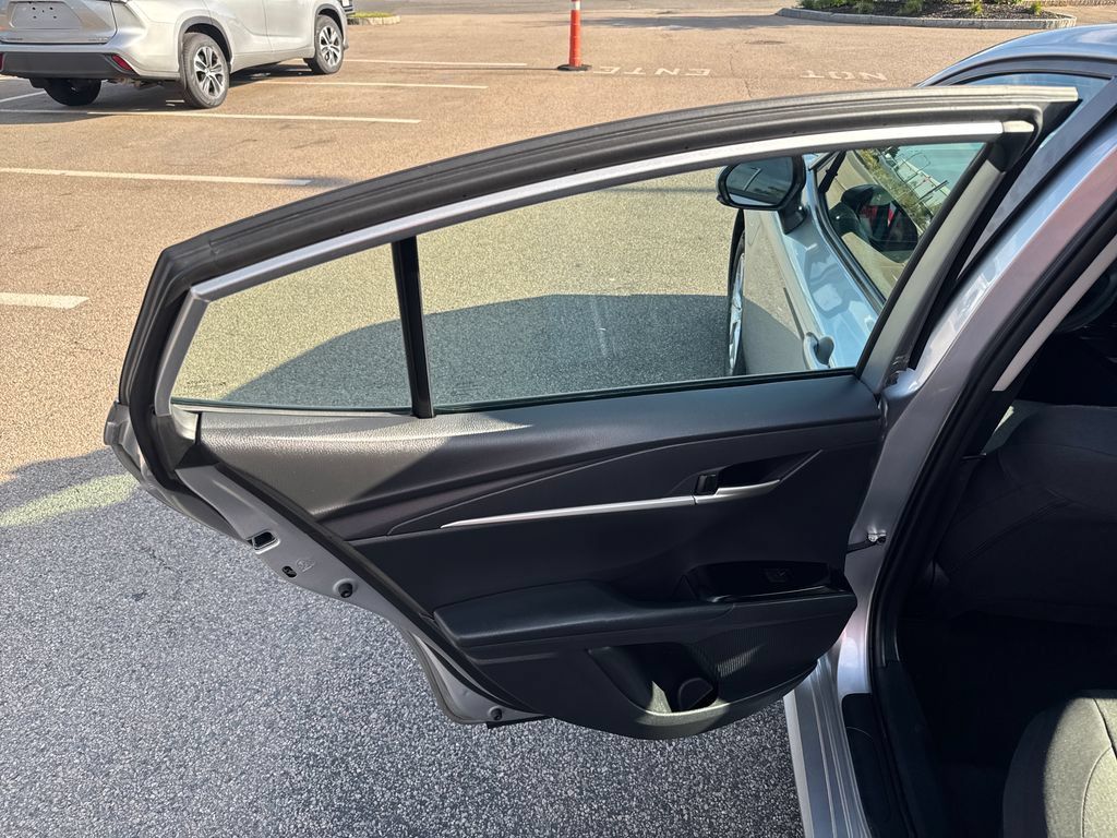 Used 2025 Toyota Camry LE FWD image 38