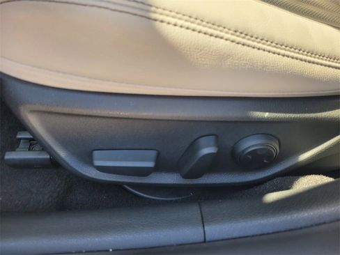 Used 2021 Genesis G70 2.0T w/ Elite Package image 4