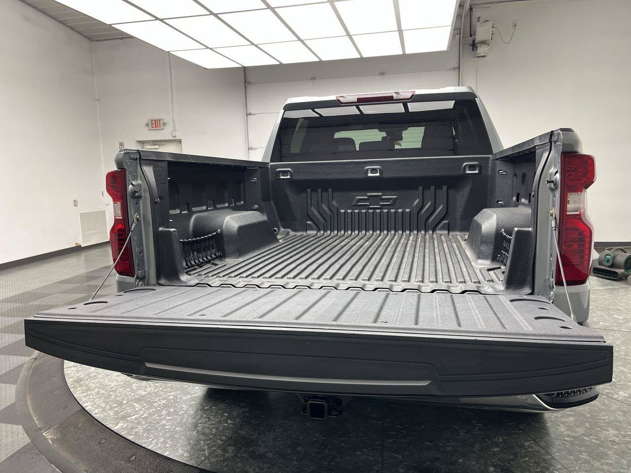 Certified 2024 Chevrolet Silverado 1500 LT AWD/4WD image 31