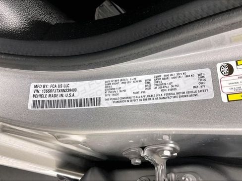 Used 2022 RAM 1500 Laramie AWD/4WD image 32