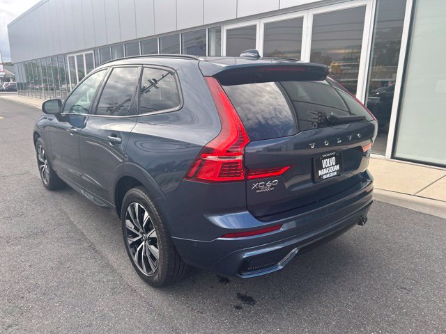 Certified 2025 Volvo XC60 B5 Plus w/ Climate Package AWD/4WD image 3
