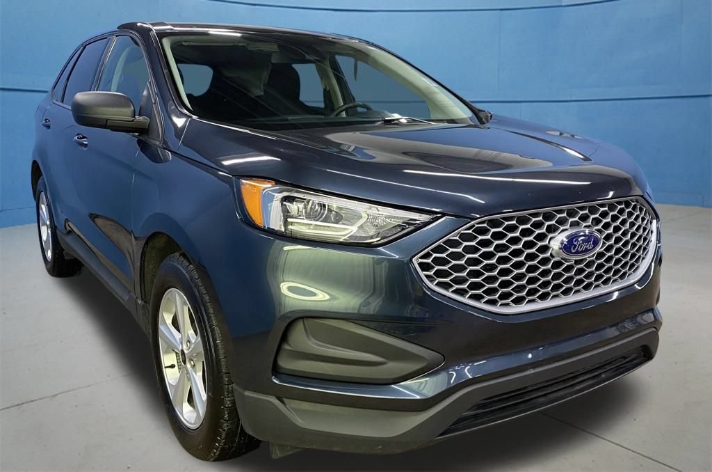 Used 2024 Ford Edge SE AWD/4WD image 2