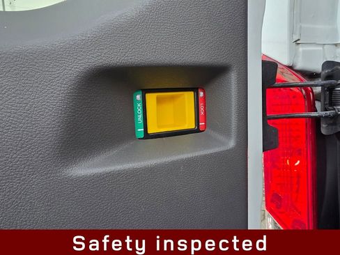 Used 2020 Ford Transit 350 XLT image 11