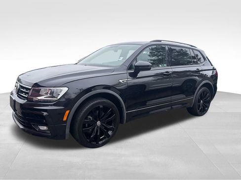 Used 2020 Volkswagen Tiguan SE R-Line w/ 3rd Row Seat Package image 13