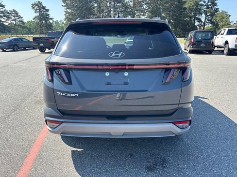 Used 2025 Hyundai Tucson SEL FWD image 7