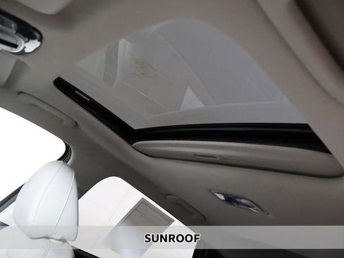 Used 2023 Hyundai Tucson SEL w/ Convenience Package AWD/4WD image 3