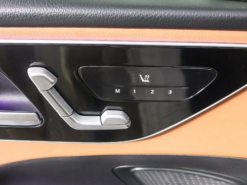 Used 2023 Mercedes-Benz C 300 4MATIC Sedan w/ Exclusive Trim Package image 39