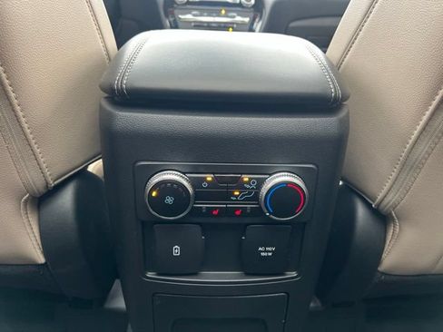 Used 2023 Ford Explorer Limited w/ Limited Technology Package AWD/4WD image 20