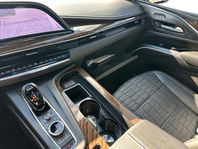 Certified 2024 Cadillac Escalade Sport Platinum w/ LPO, ONYX Package AWD/4WD image 36