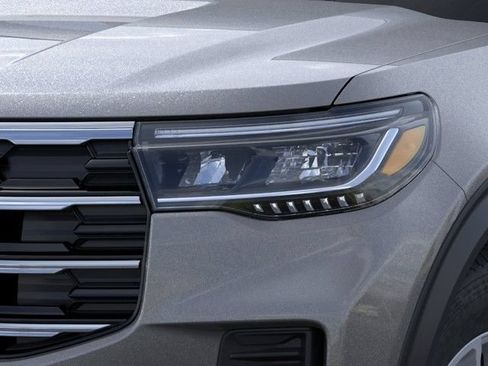 New 2026 Ford Explorer Active AWD/4WD image 18
