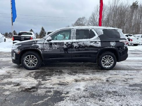 Used 2023 Chevrolet Traverse LT w/ LPO, Floor Liner Package image 4