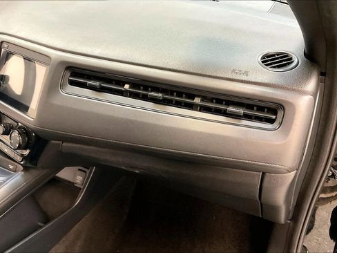 Used 2022 Honda HR-V Sport image 28