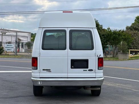 Used 2011 Ford E-150 and Econoline 150 w/ PWR Group RWD image 4