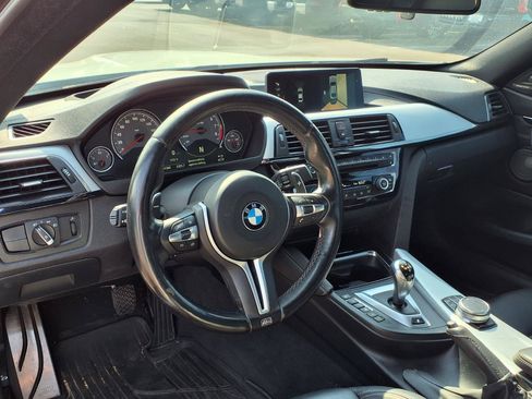 Used 2018 BMW M4 Coupe RWD image 5