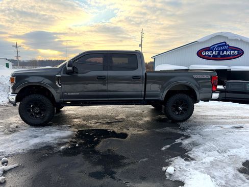 Used 2020 Ford F350 XLT w/ Tremor Off-Road Package image 8