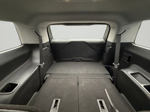 Certified 2023 GMC Acadia SLT image 26