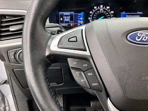 Used 2022 Ford Edge SEL w/ Convenience Package image 18