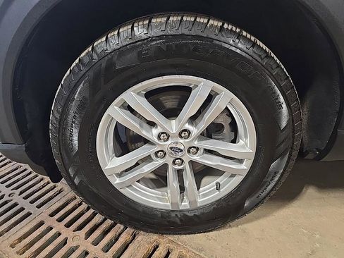 Used 2022 Ford Explorer XLT w/ Equipment Group 202A image 40