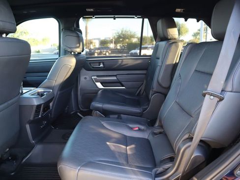 Used 2025 Toyota Sequoia Platinum image 20