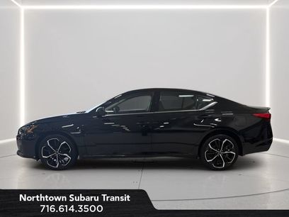 Used 2023 Nissan Altima 2.5 SR w/ SR Premium Package