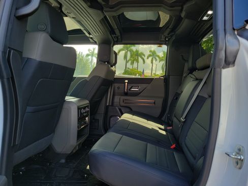 New 2025 GMC Hummer EV 3X w/ Extreme Off-Road Package AWD/4WD image 6