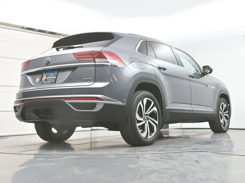 Used 2021 Volkswagen Atlas Cross Sport SEL Premium AWD/4WD image 33