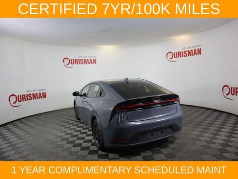 Used 2024 Toyota Prius LE FWD image 7