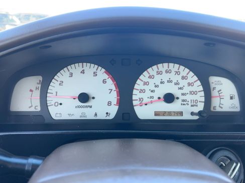 Used 2001 Toyota Tacoma PreRunner image 17