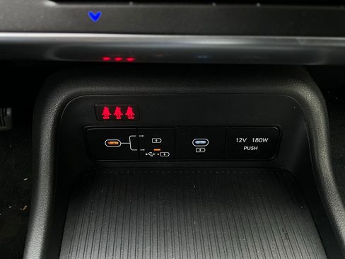 Used 2025 Hyundai Kona SEL image 26