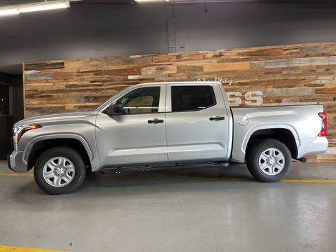Used 2023 Toyota Tundra SR AWD/4WD image 7