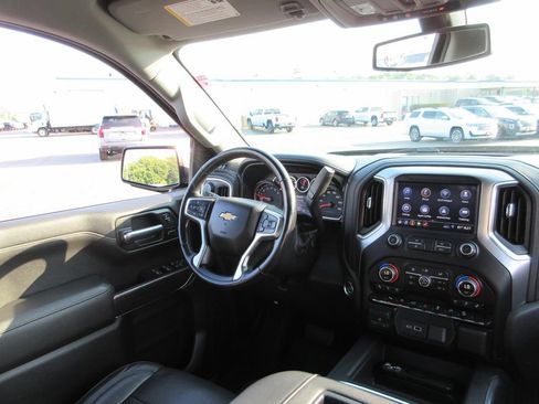 Certified 2019 Chevrolet Silverado 1500 LTZ AWD/4WD image 27