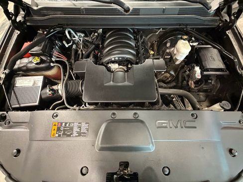 Used 2019 GMC Yukon SLT w/ Premium Edition image 63