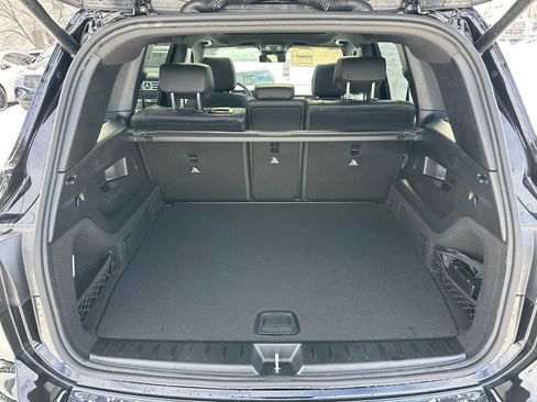 New 2026 Mercedes-Benz GLB 250 4MATIC image 14
