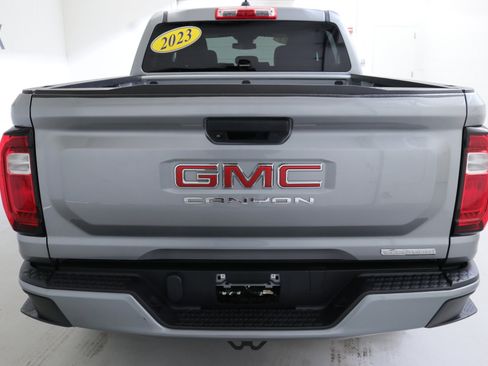 Used 2023 GMC Canyon Elevation image 8
