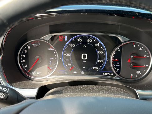 Used 2023 Chevrolet Traverse High Country FWD image 16