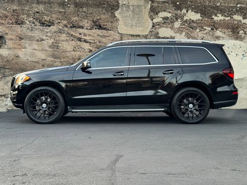 Used 2014 Mercedes-Benz GL 450 4MATIC image 7